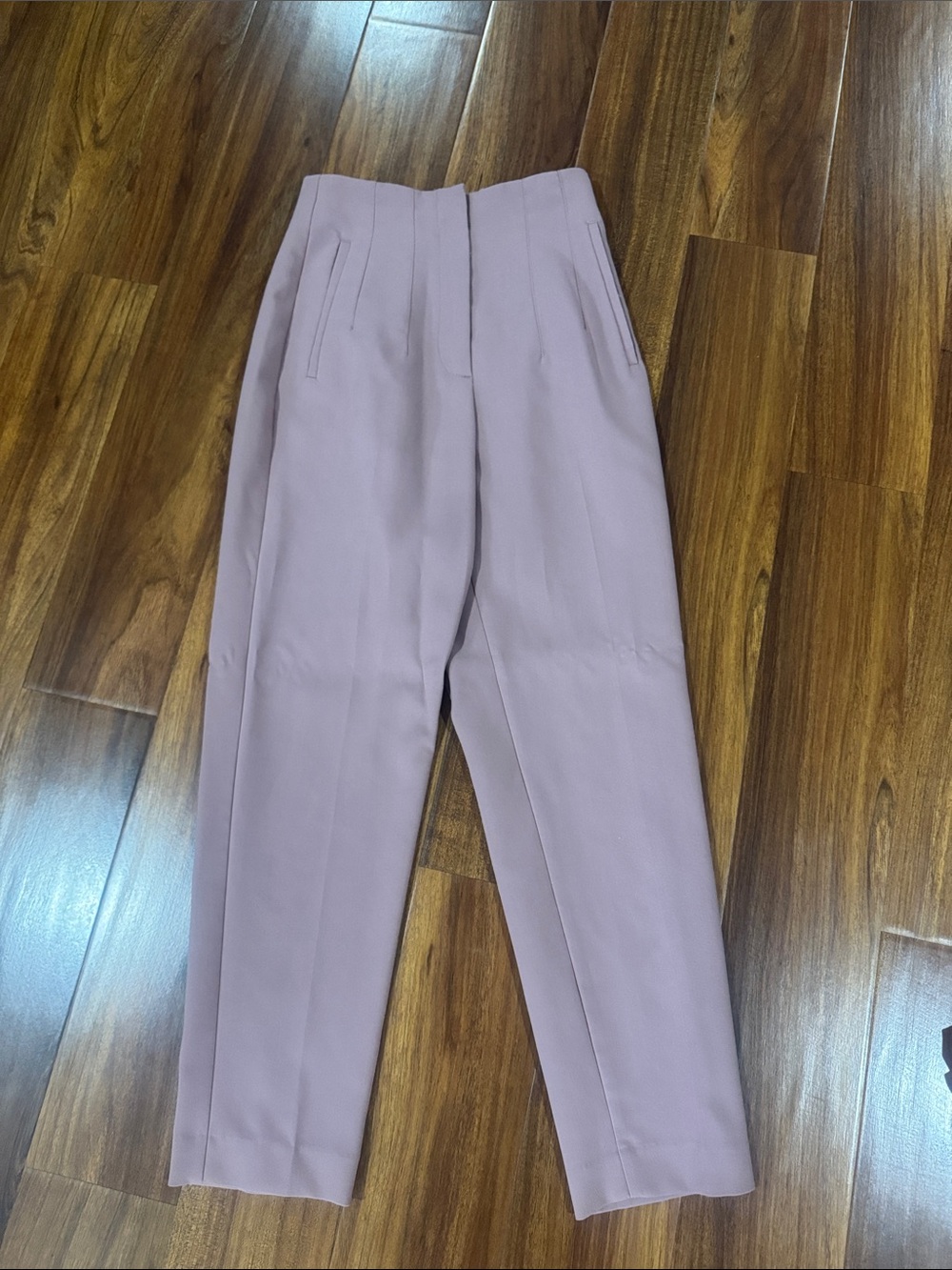 High-Waist Pleated Tapered Pants in Dusty Pink